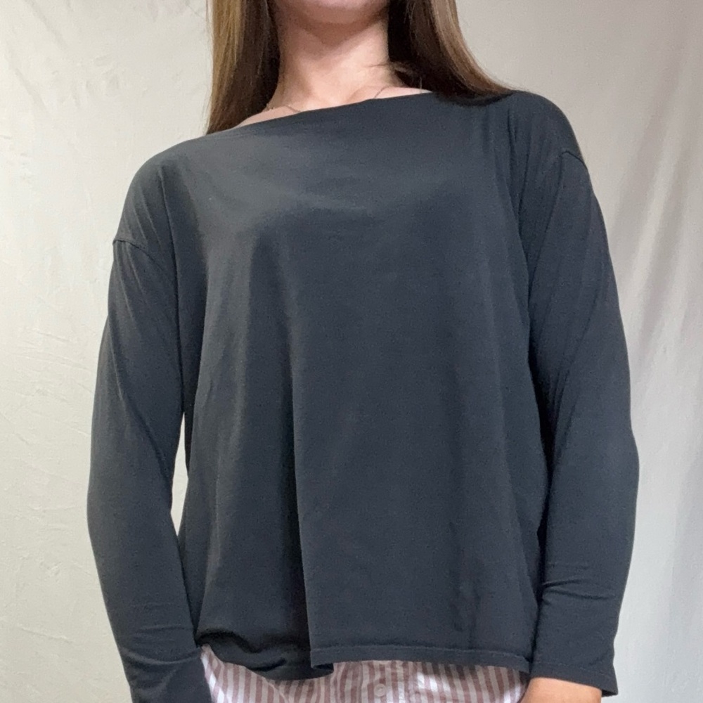 Women's Black Long-Sleeve Boatneck Top